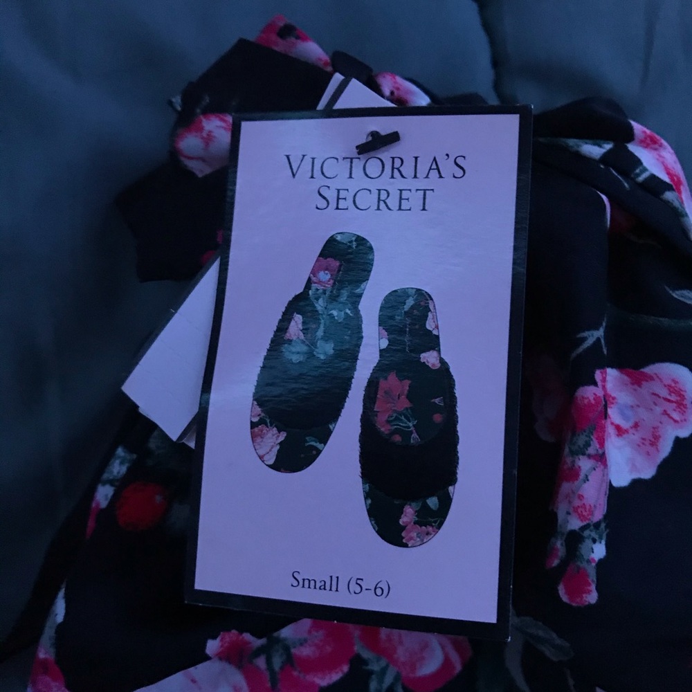 Vs slippers